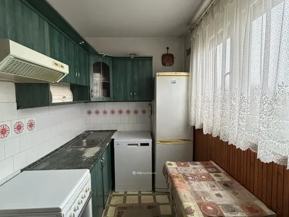 Eladó lakás Győr, Adyváros 62 nm