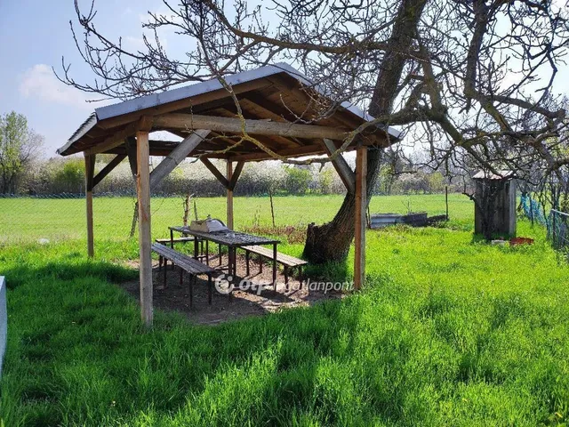 Eladó üdülő és hétvégi ház Győr 34 nm