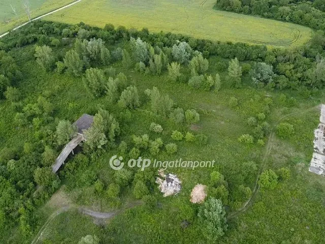 Eladó telek Iván 7513 nm