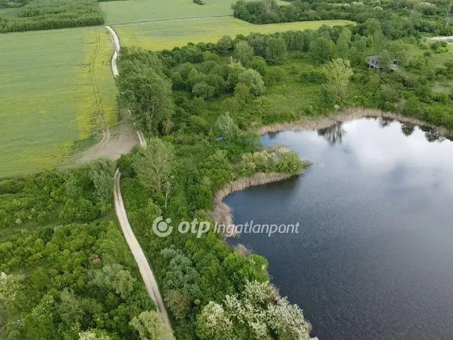 Eladó telek Iván 7513 nm