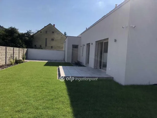 Eladó ház Pannonhalma 162 nm