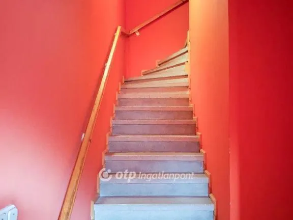 Eladó ház Győr 360 nm