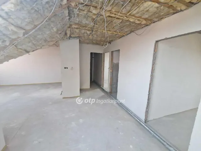 Eladó lakás Győr, Szabadhegy 74 nm