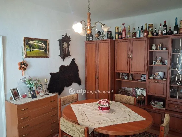 Eladó ház Tényő 85 nm