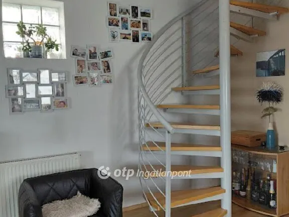 Eladó lakás Győr, Révfalu 82 nm