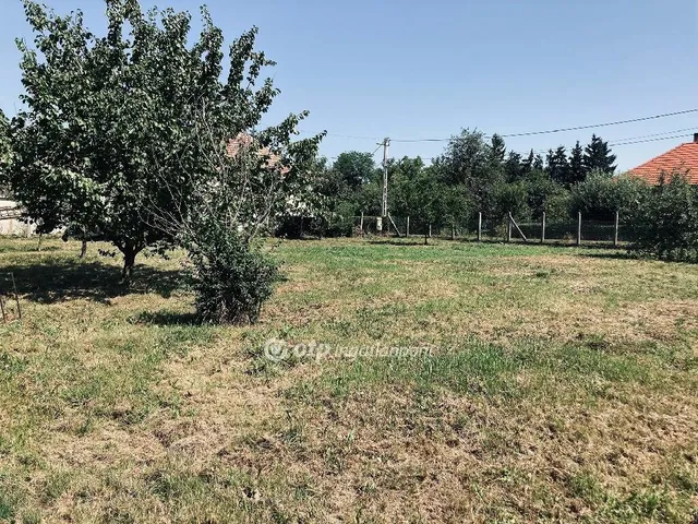 Eladó telek Kisfalud 1008 nm