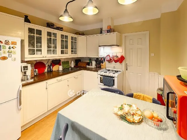 Eladó ház Győr, Ménfőcsanak 172 nm