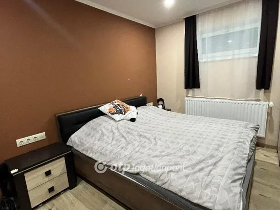 Eladó ház Pér 86 nm