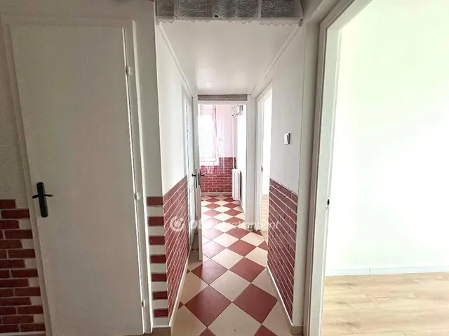 Eladó lakás Győr 53 nm