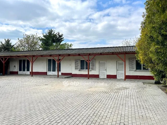 Eladó ház Mérges 120 nm