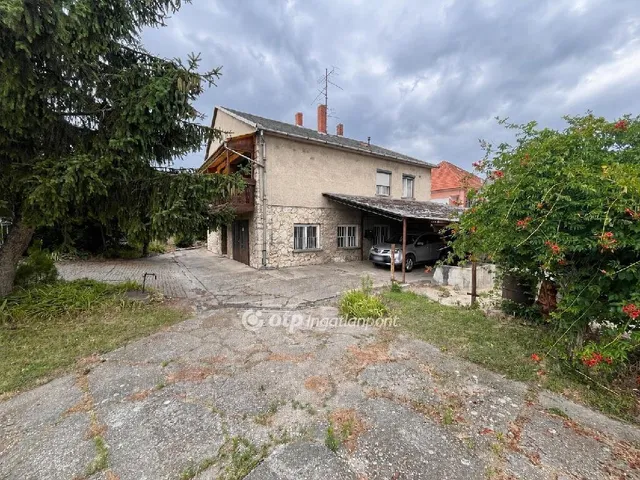 Eladó ház Mosonmagyaróvár 204 nm