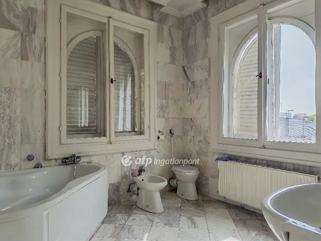 Eladó ház Budapest XII. kerület 484 nm