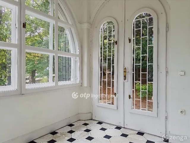 Eladó ház Budapest XII. kerület 484 nm