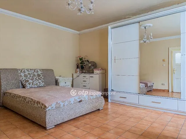 Eladó ház Budapest XII. kerület 484 nm