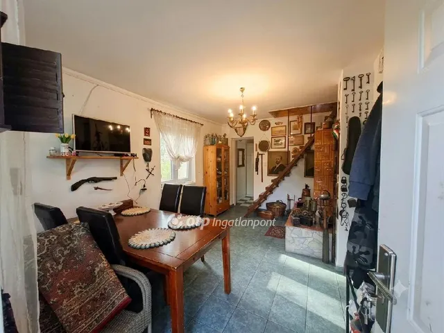 Eladó nyaraló Győr 38 nm