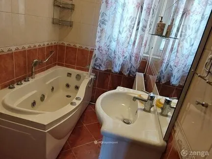 Eladó ház Győr 220 nm