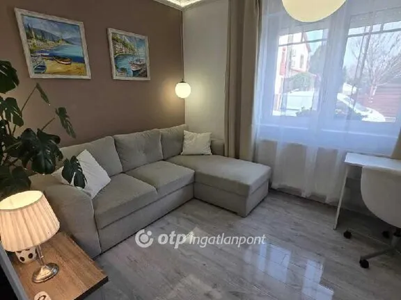 Eladó ház Győr, Révfalu 93 nm