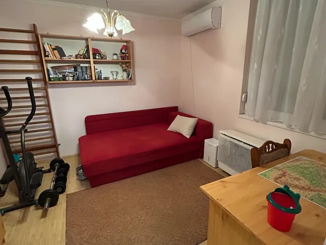Eladó lakás Debrecen, Libakert 71 nm