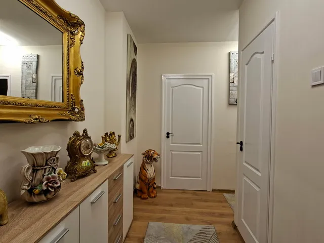 Eladó lakás Debrecen, Böszörményi út 53 nm