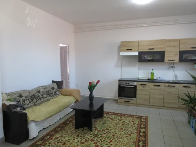 Kiadó ház Debrecen, Szabadságtelep 96 nm