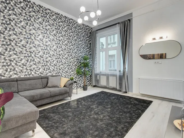 Eladó lakás Budapest VI. kerület 30 nm