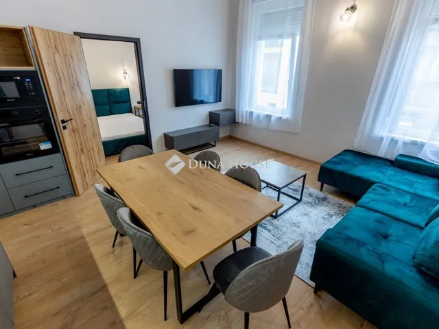 Eladó lakás Budapest VIII. kerület 90 nm