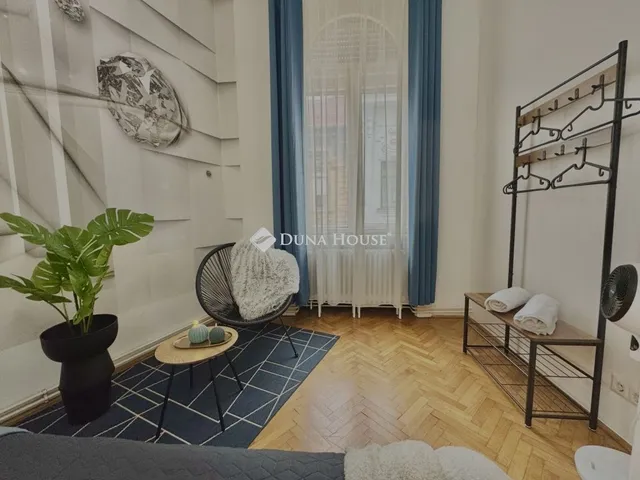 Eladó lakás Budapest VIII. kerület 73 nm