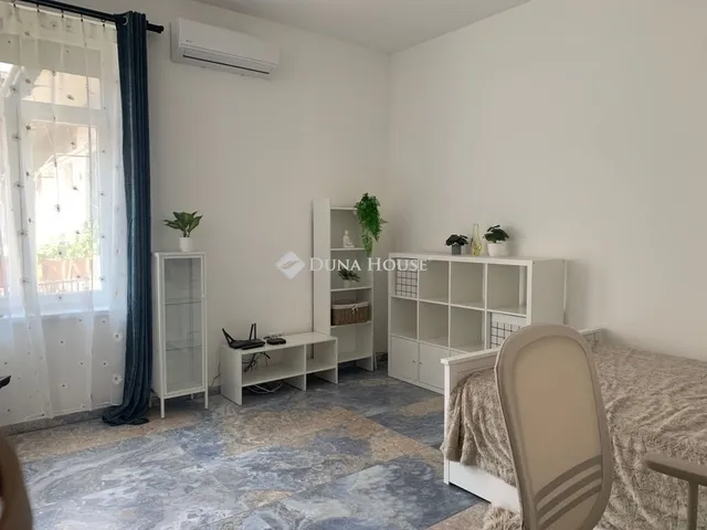 Eladó lakás Budapest VI. kerület 26 nm