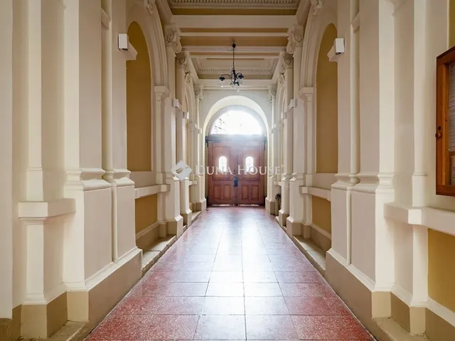Kiadó lakás Budapest V. kerület 72 nm