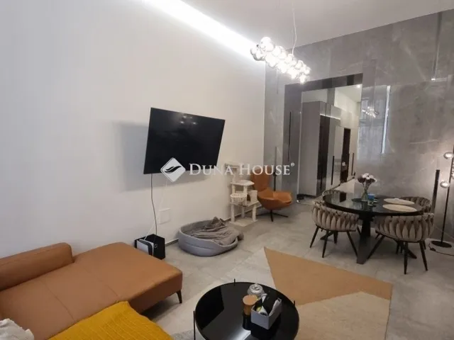 Eladó lakás Budapest V. kerület 82 nm