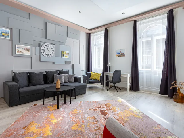 Kiadó lakás Budapest VII. kerület, Belső-Erzsébetváros, Erzsébet krt. 54 nm