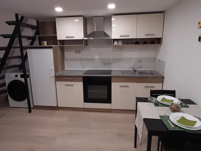 Eladó lakás Budapest VII. kerület, Belső-Erzsébetváros, Dembinszky utca 33 nm