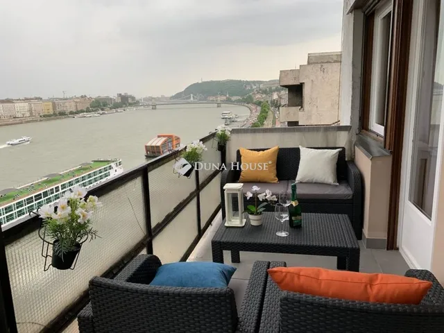 Kiadó lakás Budapest II. kerület 104 nm