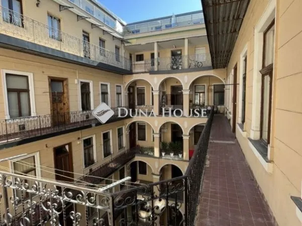 Kiadó lakás Budapest VI. kerület 42 nm