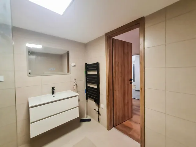 Eladó lakás Budapest VI. kerület, Nagykörúton belüli terület, Király utca  26 nm