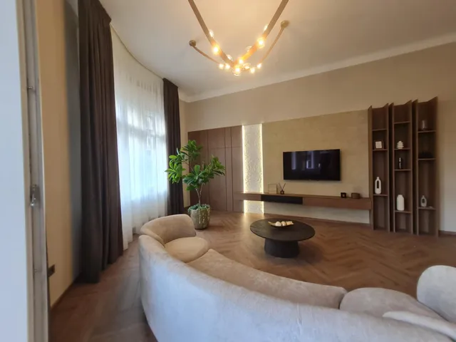 Eladó lakás Budapest VII. kerület, Belső-Erzsébetváros, Dohány 98 nm