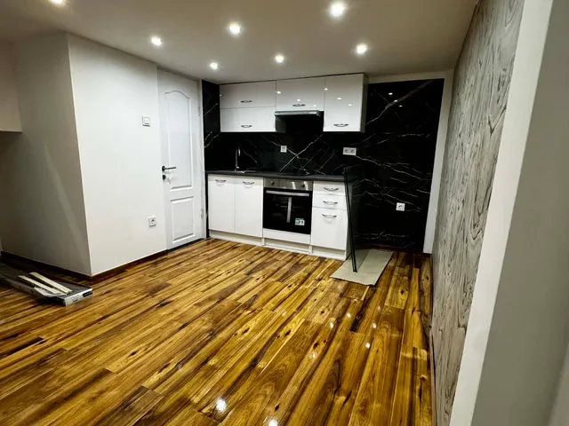 Eladó lakás Budapest VIII. kerület, Corvin negyed, Baross utca 34 nm