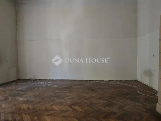 Eladó lakás Budapest VIII. kerület 82 nm