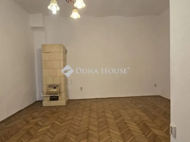 Eladó lakás Budapest V. kerület 28 nm