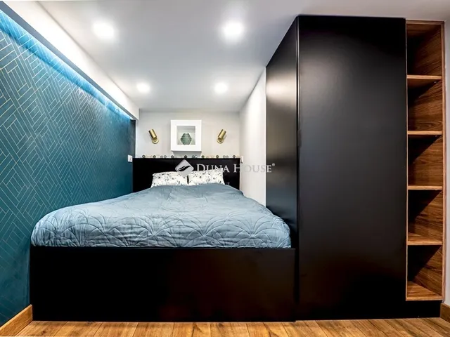 Eladó lakás Budapest VI. kerület 25 nm