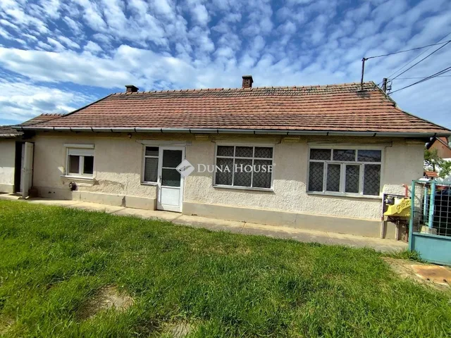 Eladó ház Tiszafüred 80 nm