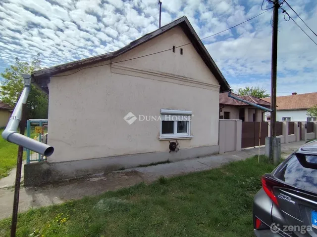 Eladó ház Tiszafüred 80 nm