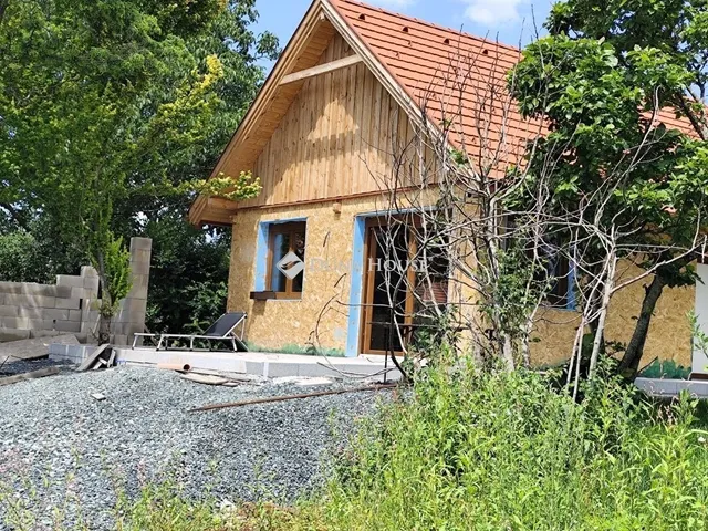 Eladó ház Magyarszombatfa 63 nm