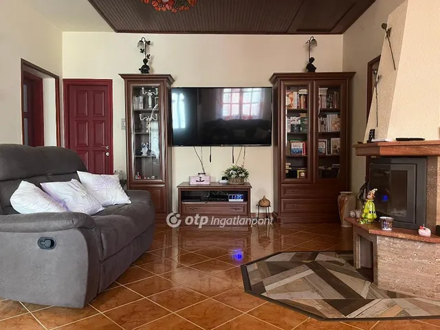 Eladó ház Aldebrő 137 nm