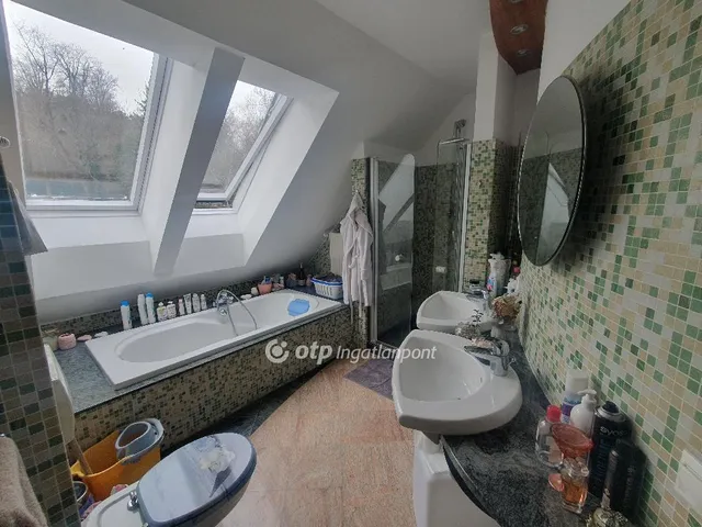 Eladó ház Budapest II. kerület 233 nm