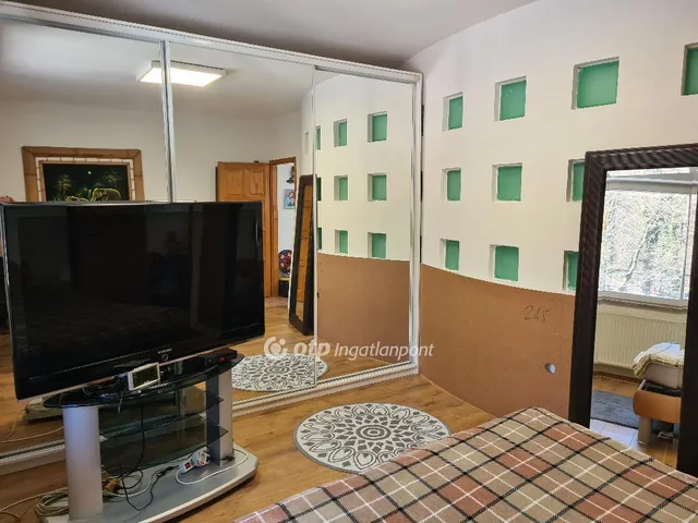 Eladó ház Budapest II. kerület 233 nm