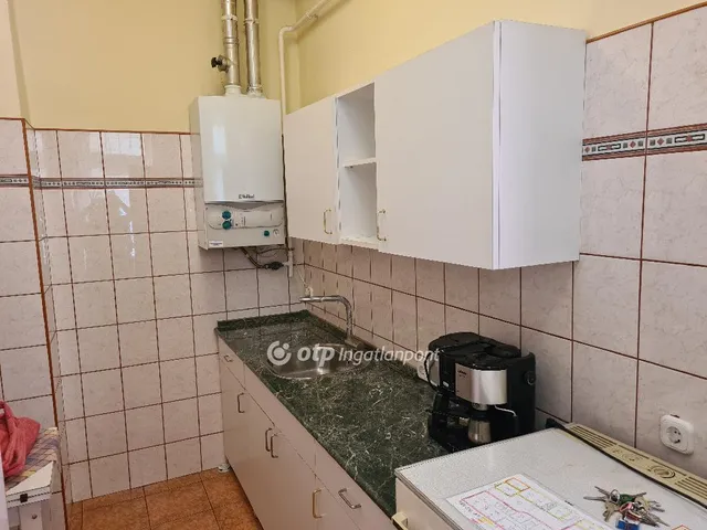 Eladó kereskedelmi és ipari ingatlan Budapest IX. kerület 76 nm