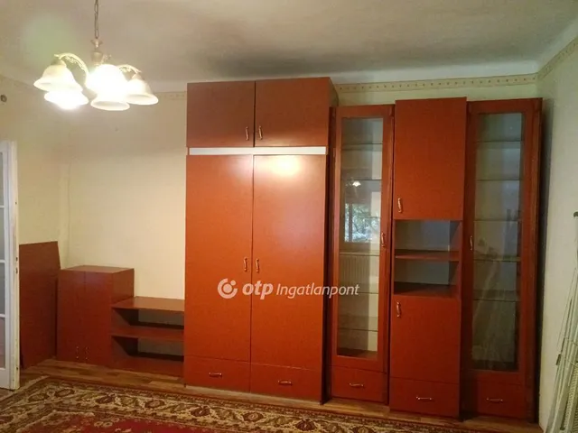 Eladó ház Isaszeg 232 nm