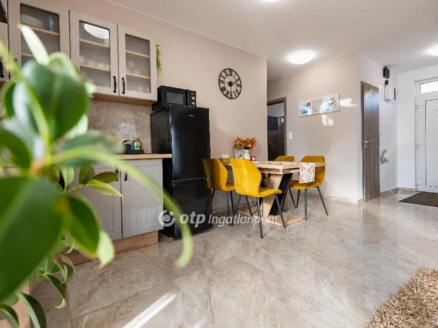 Eladó ház Balatonvilágos 110 nm