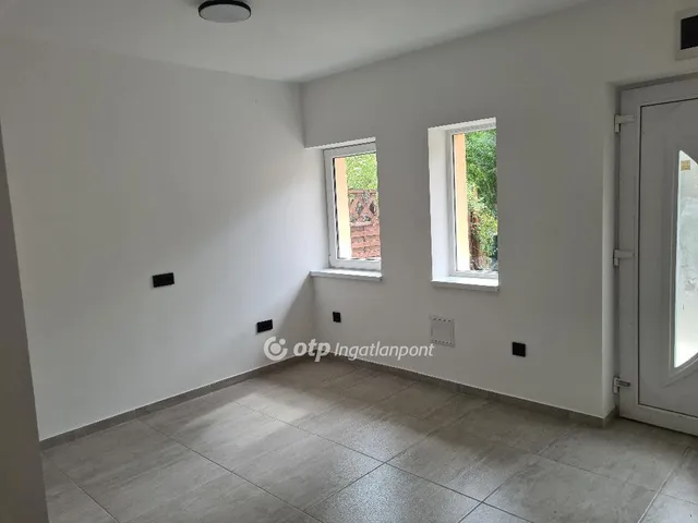 Eladó lakás Budapest III. kerület, Csillaghegy 45 nm